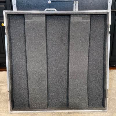 Ampeg V-412TV mid-90s - Black on Black image 7