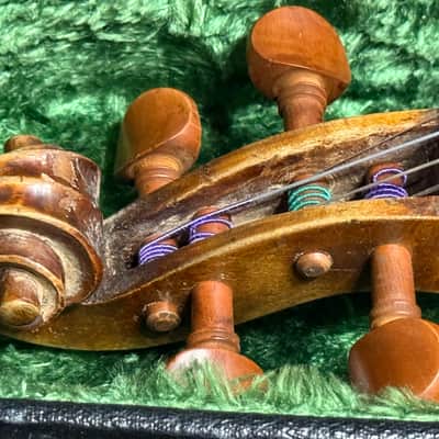 Ernst Heinrich Roth Violin 4/4 1938? - Varnish image 3