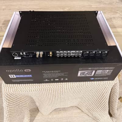 Universal Audio Apollo 8 DUO Thunderbolt 2 Audio Interface 2010s - Black image 6