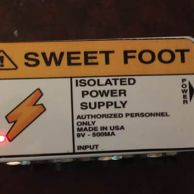 Iso Base Totally Isolated 8 Outlet 9 Volt Power Supply - HANDMADE IN USA by sweetfootpedals.com image 3