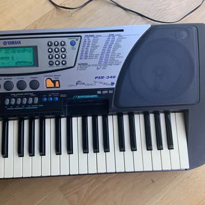 Yamaha PSR 340 keyboard synth image 4
