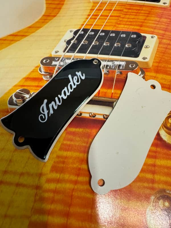 Gibson Gibson 80's NOS Truss Rod Cover 1980's - Black/White 1980's - Black/White image 1