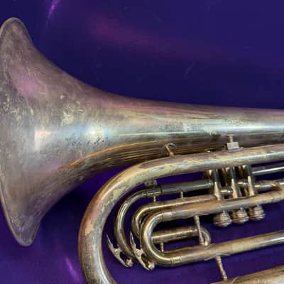 King 1124 Marching Baritone - Lacquer image 9