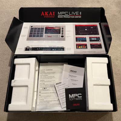 Akai MPC Live II Standalone Sampler / Sequencer Retro Edition 2020 - Present - Grey image 18