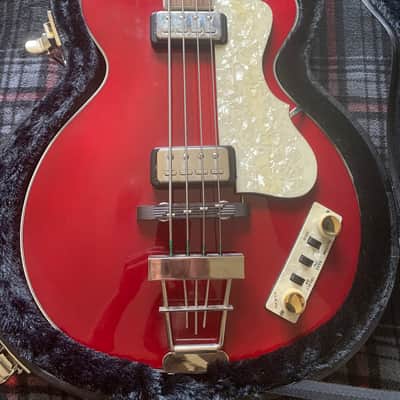 Hofner Club Bass Translucent red image 1