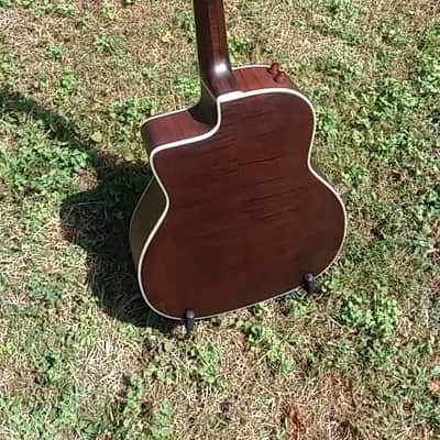 Guitare jazz manouche Y. Cholet image 3