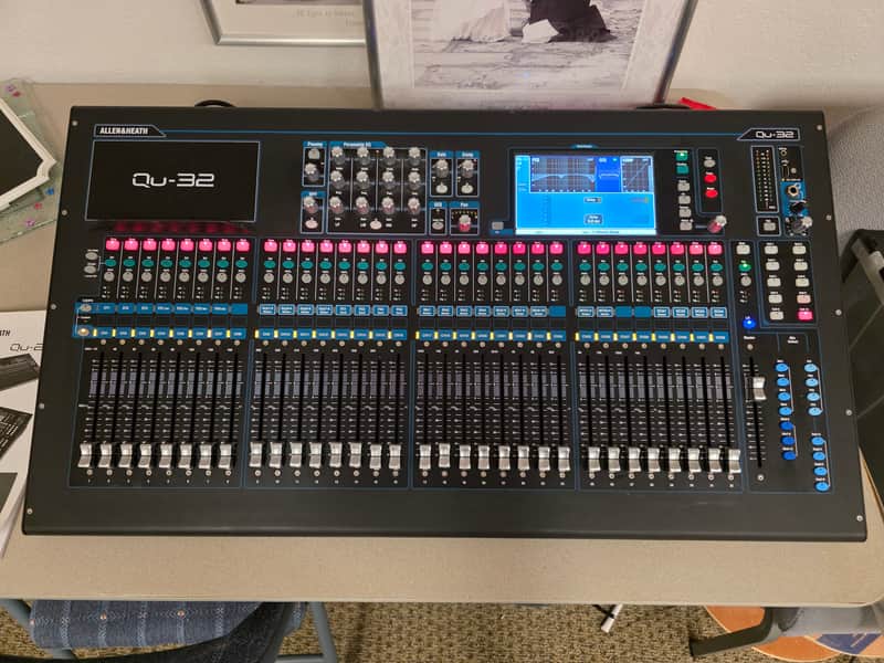 Allen & Heath QU-32 32-Channel Digital Mixer 2015 - Present - | Reverb