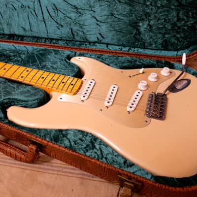 Nash S-57 Stratocaster 2021 Desert Sand w/ Gold Anodized Guard image 9