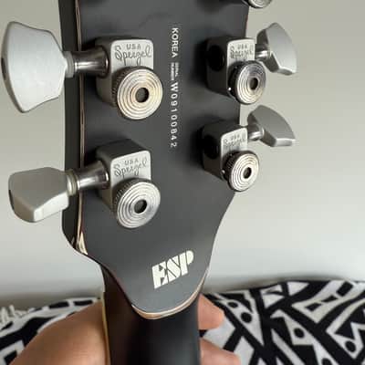 *ULTRA RARE* ESP LTD Truckster James Hetfield Signature - Out of Production image 3