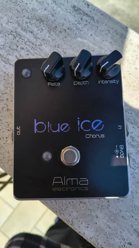 Alma Electronics Pedals Blue Ice Chorus mn3007 image 1