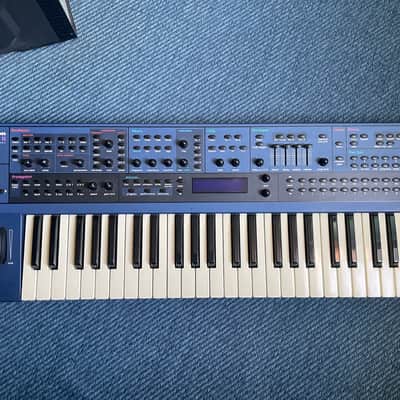 Novation Nova II Keyboard 12-Voice Synthesizer 2004 - Blue