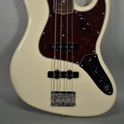 Fender American Vintage II '66 Jazz Bass Olympic White w/OHSC image 4