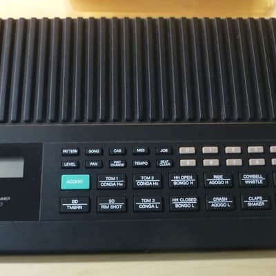 Yamaha RX17. Caja de ritmos digital. Con alimentador. 100% funcionando image 4
