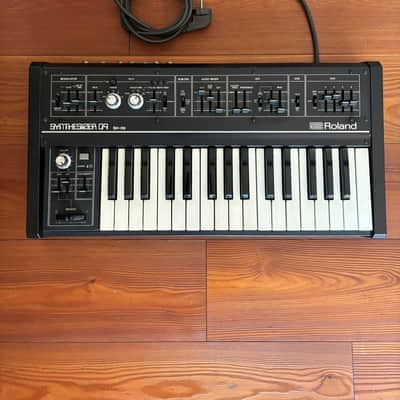Roland SH-09 32-Key Monophonic Synthesizer 1978 - 1982 - Black