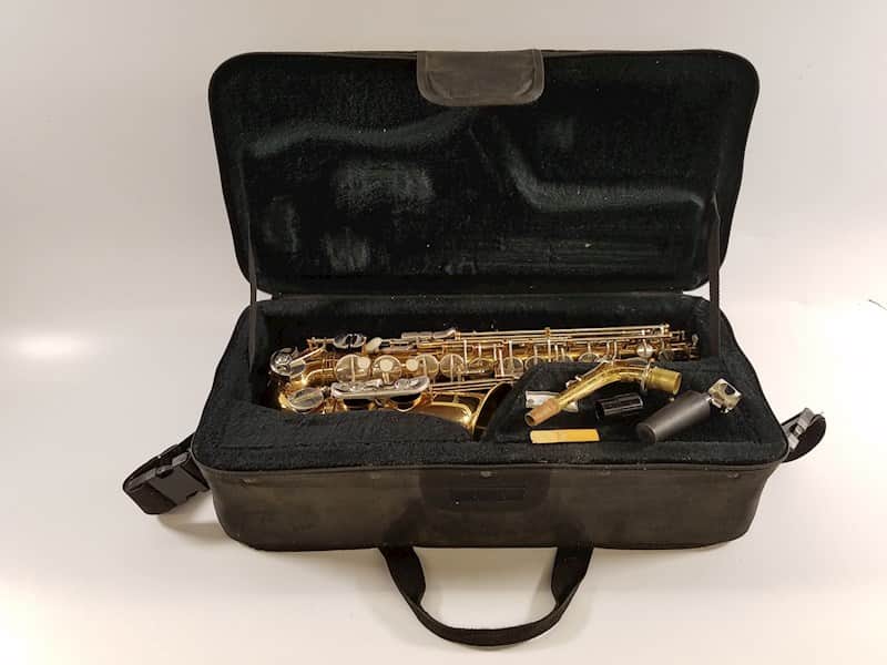 Reynolds Alto Saxophone, USA, Lacquered Brass, very good condition, complete with case/neck/MP. image 1