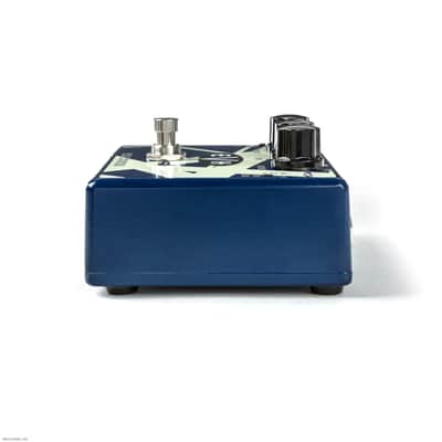 MXR EVH30 EDDIE VAN HALEN Chorus Guitar Effect Pedal image 5