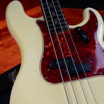 1965 Fender Precision Bass with Rosewood Fretboard - Olympic White image 12