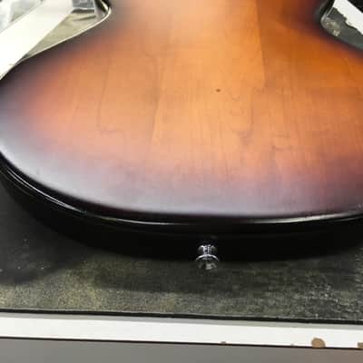 Peavey T-15 1981 - 1983 - Sunburst image 10