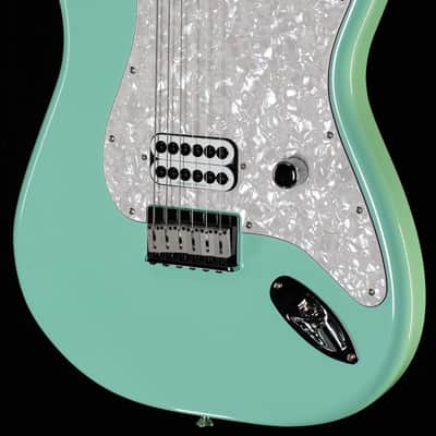 Fender Limited Edition Tom DeLonge Stratocaster Rosewood Fingerboard Surf Green (487) image 1