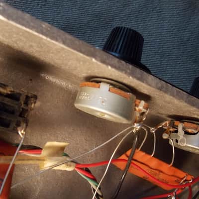 ROSAC NU WA FUZZ PEDAL 1972 ULTRA RARE & KILLER MOSRITE LINEAGE USED BY BLACK K' image 9