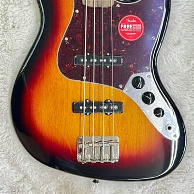 Fender Squier Classic Vibe '60s 4-String Fretless Jazz Bass, 3-Tone Sunburst image 2
