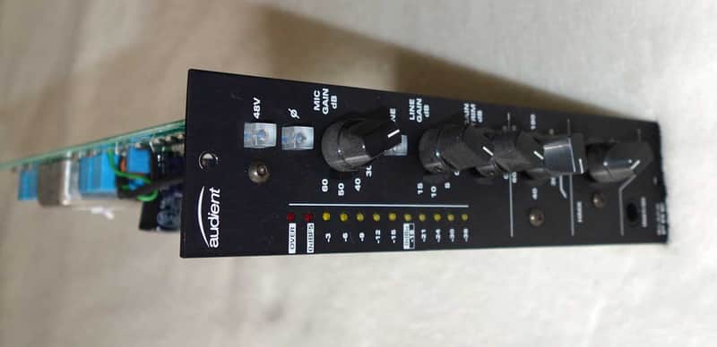 AUDIENT BLACK Mic Preamp Module for Audient BB4 and BR10 Powering Racks (4x Available) image 1