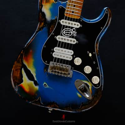 Fender Stratocaster Special Edition HSS Pelham Blue/Sunburst Heavy Aged Relic by East Gloves Customs image 5