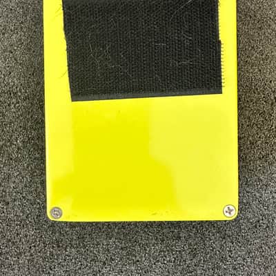 Abominable Electronics Hail Satan Deluxe Fuzz Pedal - Yellow image 3