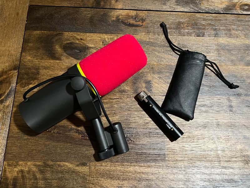 Shure SM7B Genuine Cardioid Dynamic Microphone AND a Pre-Amp image 1
