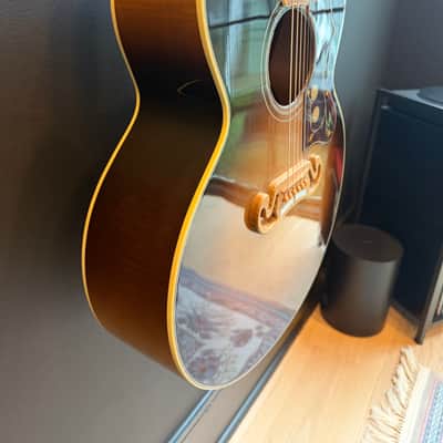 Gibson Custom Shop SJ-200 2016 - Sunburst image 3