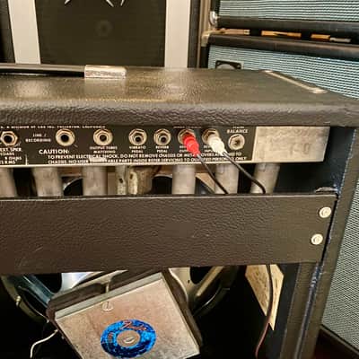 Fender Vibrosonic Reverb 2-Channel 100-Watt 1x15" Guitar Combo Silverface 1976 image 10
