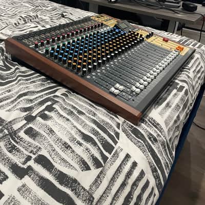 TASCAM Model 24 Multitrack Recorder / Mixer / USB Interface 2018 - Present - Black with Wood Cheeks image 3