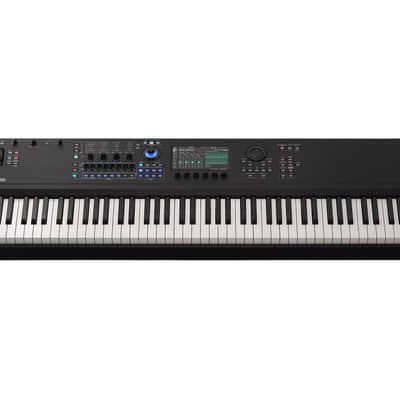 Yamaha MODX M8 88-Key Performance Synthesizer image 2