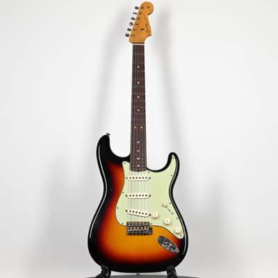 Fender Custom Shop Limited Edition 64 L-Series Stratocaster Journeyman- Aged Target 3-Tone Sunburst 2026  (L11873) image 2