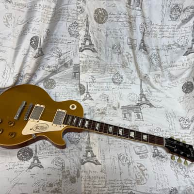 2000 Gibson Custom Shop Historic R7 Les Paul Goldtop ‘57 Reissue **Time Capsule** Played Once Then Stored In Case In Climate Controlled Room ABSOLUTE COLLECTOR GRADE! image 9
