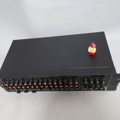 TASCAM MM-100 16-Channel Rackmount Line Mixer 1980s - Black image 2