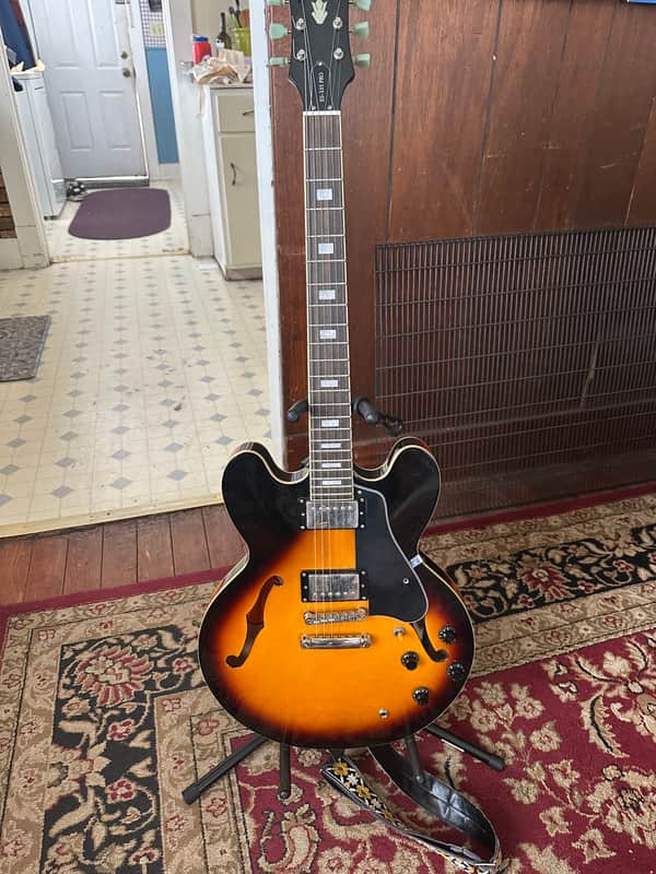 エピフォン　es335pro Epiphone ES-335 PRO Review - The Blogging Musician