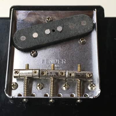 Lefty Fender USA Vintage Reissue Tele Aged Relic Tele Bridge Plate 3 MIJ Saddles image 4