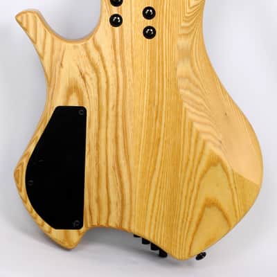 Agile 8 String Multi-Scale Fan Fret Chiral Nirvana 82528 Black Headless Electric Guitar image 3