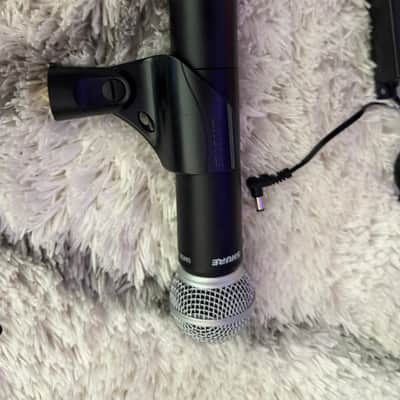 Shure BLX4R 2000's image 3
