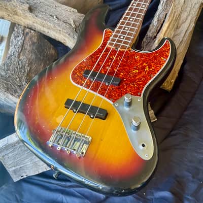 Fender American Vintage '62 Jazz Bass 1982 - 1984 | Reverb