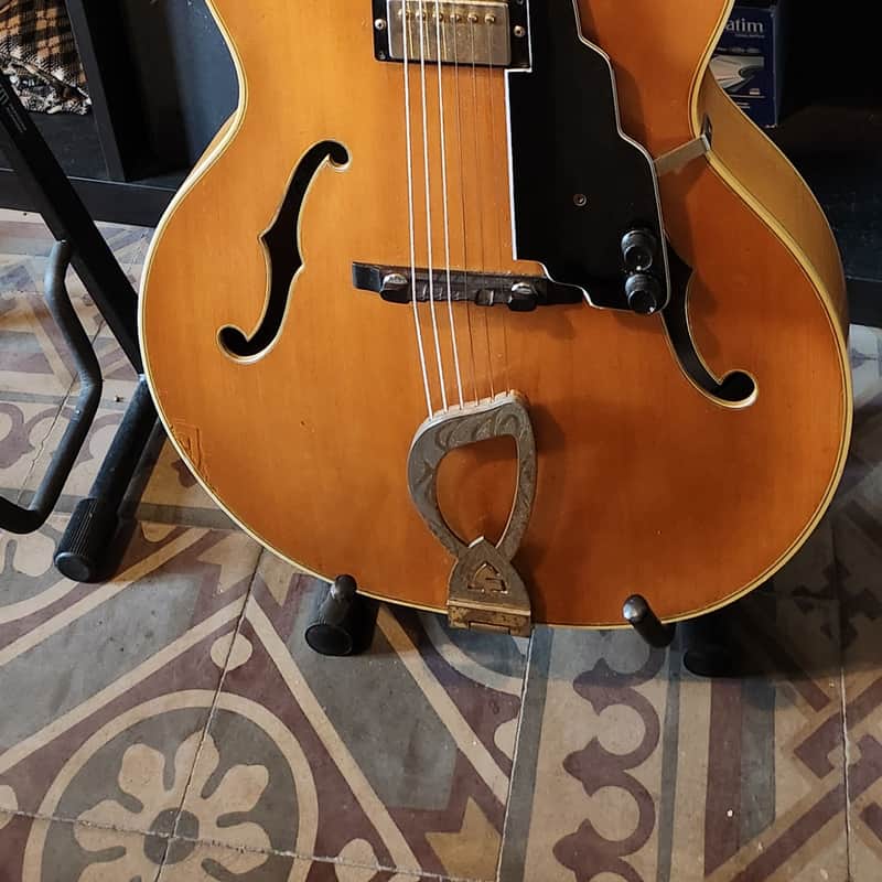 1979 Guild Artist award Natural