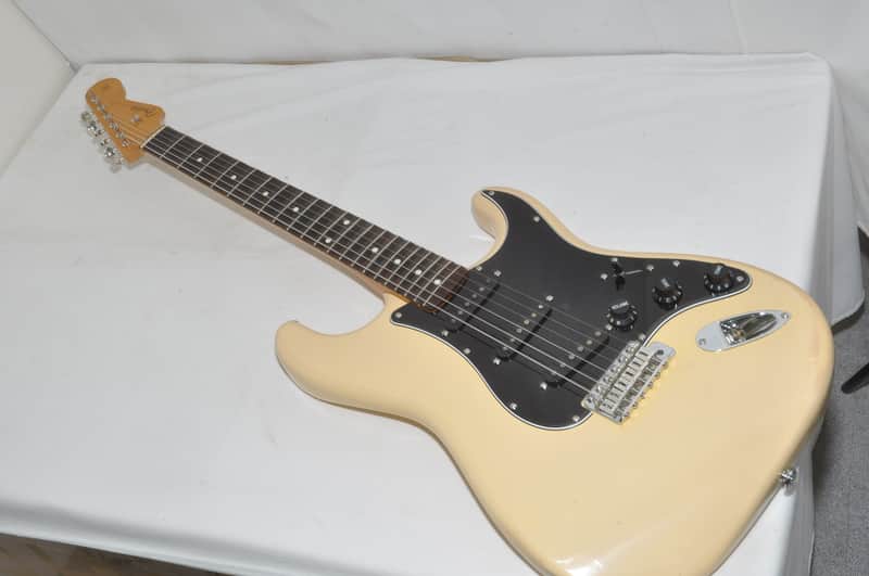 Fender Japan Stratocaster ST62 J serial Fujigen Electric Guitar Ref No 6477 image 1