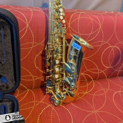 Jean Paul USA AS-400 Student Alto Saxophone w/ Contored Case - Used image 2