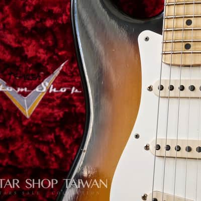2018 Fender Custom Shop 1957 Stratocaster Journeyman Relic-Sunburst. image 23