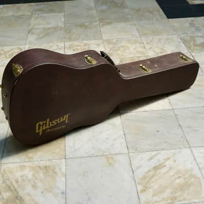 Gibson J-35 in Antique Natural (2015/16) image 11