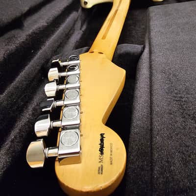Fender Richie Sambora Signature Standard Stratocaster 1994 - 2002 - Arctic White image 8