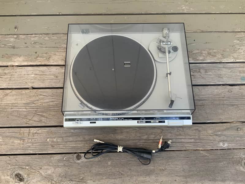 Technics SL-D30 Automatic Turntable Direct Drive image 1