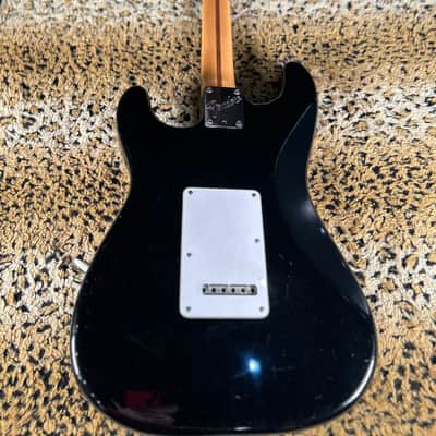 Fender USA  Stratocaster Plus Electric Guitar 1984 image 18