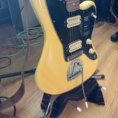 Fender Player Jazzmaster HH with Pau Ferro Fretboard 2018 - 2024 - Buttercream image 2